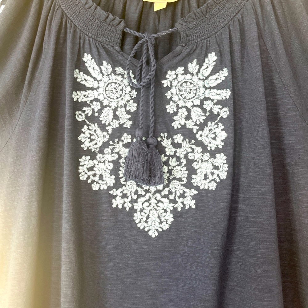 Style & Co. Dark Blue Blouse with Light Blue Embroidery - Picture 4 of 8
